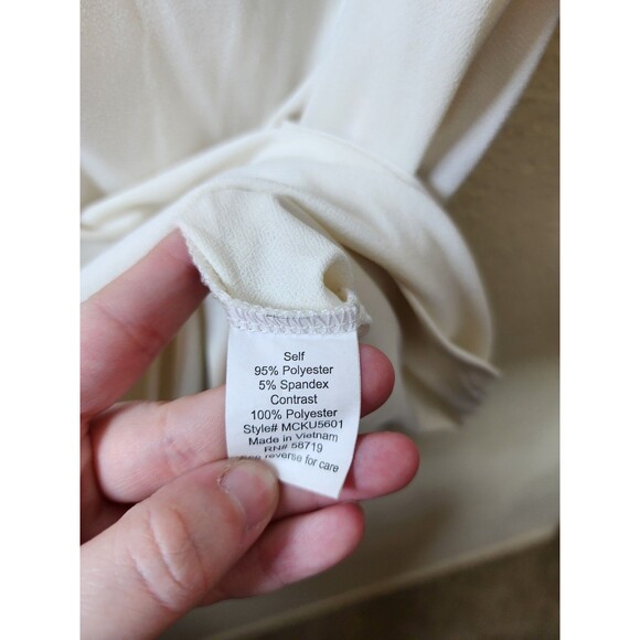 NY Collection XL White Rhinestone Studded Blouse Flutter Sleeve Career Party - Picture 7 of 8